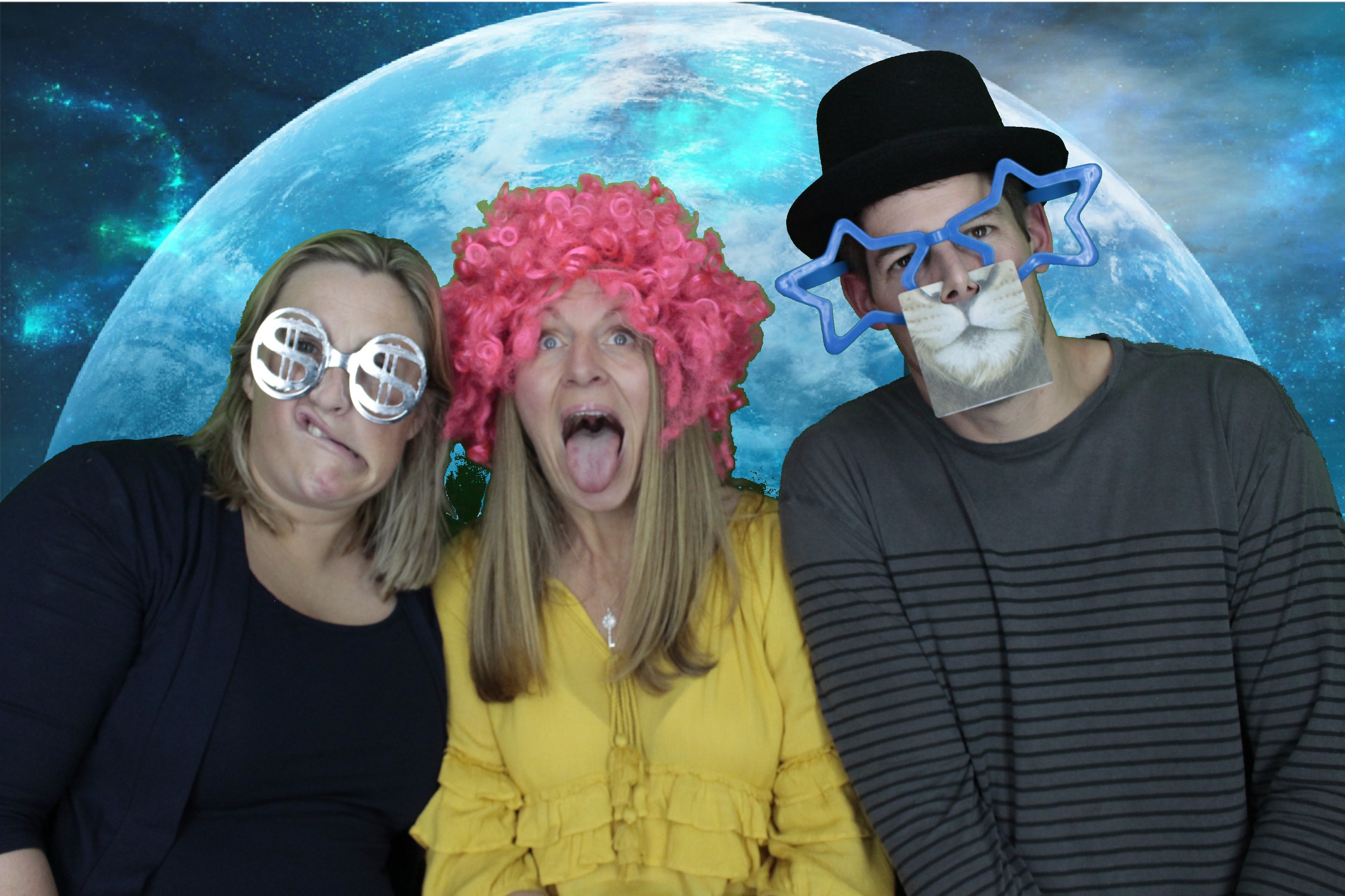 Helen’s 40th Birthday | View more photos from the event at gallery.myphotoboothexperience.co.uk/u/MyPhotoBoothExperienceLtd/Helen’s-40th-Birthday